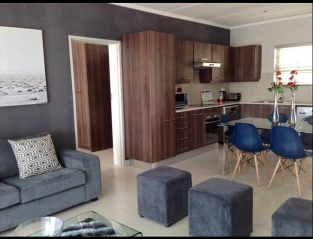 2 BEDROOM PROPERTY TO RENT IN SANDOWN